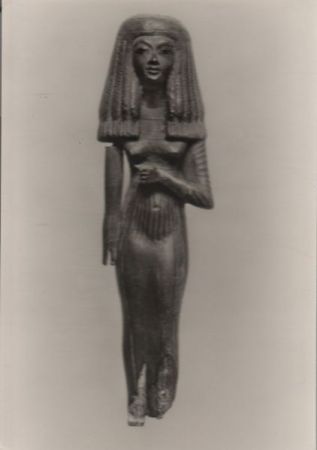Staatliche Museen, Berlin - Ägyptisches Museum, Statue einer vornehmen Frau - 1960 Staatliche Museen, Berlin - Ägyptisches Museum, Statue einer vornehmen Frau - 1960