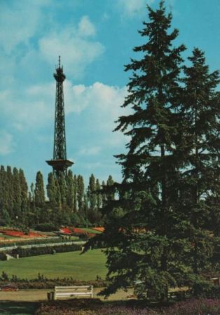 Berlin-Westend, Funkturm - mit Sommergarten - ca. 1975 Berlin-Westend, Funkturm - mit Sommergarten - ca. 1975