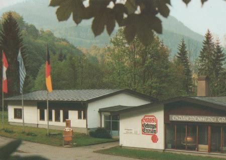Berchtesgaden Unterau - Enzianbrennerei Graßl - ca. 1995 Berchtesgaden Unterau - Enzianbrennerei Graßl - ca. 1995