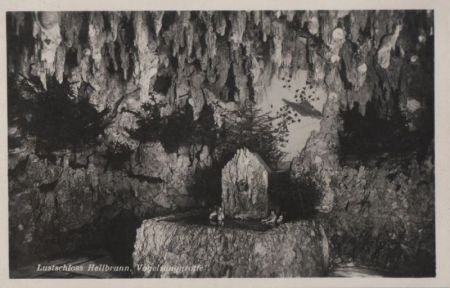 Salzburg, Hellbrunn - Österreich - Vogelsanggrotte im Lustschloss Salzburg, Hellbrunn - Österreich - Vogelsanggrotte im Lustschloss