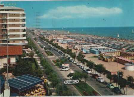 Italien - Riccione - Lungomare e spiaggia - 1969 Italien - Riccione - Lungomare e spiaggia - 1969