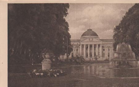 Wiesbaden - Kurhaus mit Blumengarten - ca. 1935 Wiesbaden - Kurhaus mit Blumengarten - ca. 1935