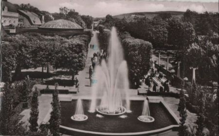 Bad Salzuflen - Hauptallee mit Leuchtfontänen - 1958 Bad Salzuflen - Hauptallee mit Leuchtfontänen - 1958