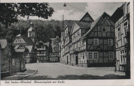 Bad Sooden-Allendorf - Rhenanusplatz mit Kirche - ca. 1960 Bad Sooden-Allendorf - Rhenanusplatz mit Kirche - ca. 1960