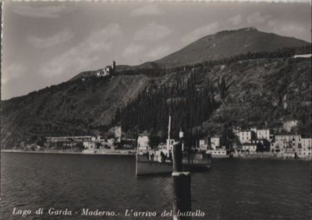 Italien - Maderno - Arrivo del buttello - ca. 1960 Italien - Maderno - Arrivo del buttello - ca. 1960