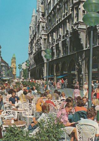München - Fußgängerzone am Rathaus - ca. 1980 München - Fußgängerzone am Rathaus - ca. 1980