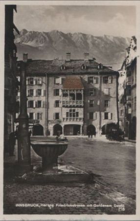 Österreich - Innsbruck - Friedrichstraße mit Goldenem Dachl - ca. 1950 Österreich - Innsbruck - Friedrichstraße mit Goldenem Dachl - ca. 1950