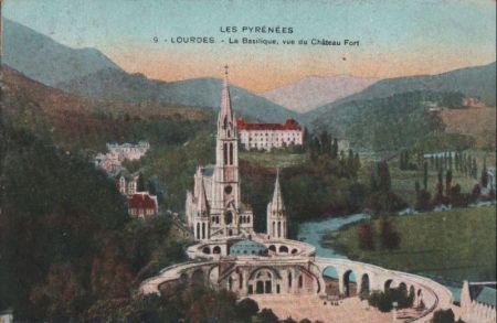 Frankreich - Lourdes - La Basilique, vue du Chateau Fort - 1921 Frankreich - Lourdes - La Basilique, vue du Chateau Fort - 1921