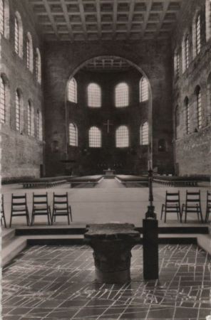 Trier - Basilika mit Taufstein - 1962 Trier - Basilika mit Taufstein - 1962