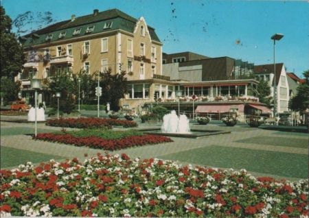 Bad Orb - Salinenplatz mit Bade-Hotel - 1980 Bad Orb - Salinenplatz mit Bade-Hotel - 1980