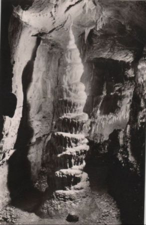 Wiesenttal, Streitberg - Bing-Höhle, Riesensäule - ca. 1960 Wiesenttal, Streitberg - Bing-Höhle, Riesensäule - ca. 1960