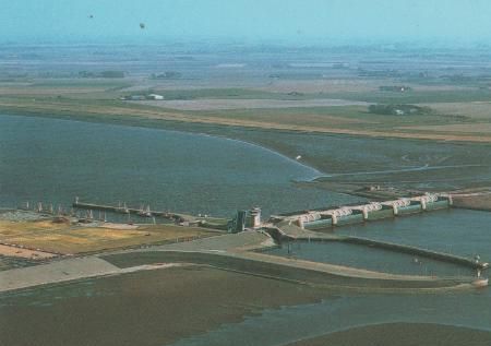 Tönning - Eidersperrwerk - Luftbild - ca. 1985 Tönning - Eidersperrwerk - Luftbild - ca. 1985