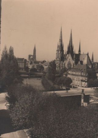 Straßburg - St. Pauluskirche mit Blick zum Münster - ca. 1940 Straßburg - St. Pauluskirche mit Blick zum Münster - ca. 1940