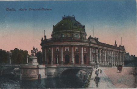 Berlin-Mitte, Kaiser-Friedrich-Museum - an der Spree Berlin-Mitte, Kaiser-Friedrich-Museum - an der Spree