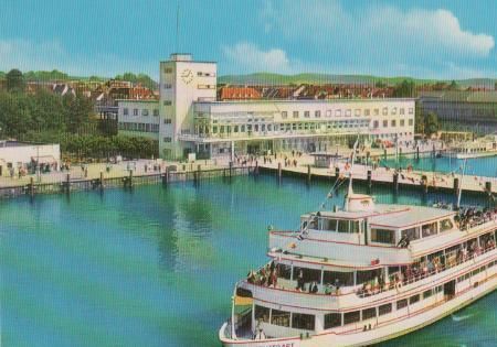 Friedrichshafen - Hafenbahnhof mit Motorschiff Stuttgart - ca. 1980 Friedrichshafen - Hafenbahnhof mit Motorschiff Stuttgart - ca. 1980