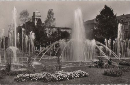 Karlsruhe - Wasserspiele am Festplatz - ca. 1960 Karlsruhe - Wasserspiele am Festplatz - ca. 1960