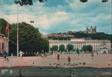 Frankreich - Lyon - Le Place Bellecour - ca. 1980 Frankreich - Lyon - Le Place Bellecour - ca. 1980