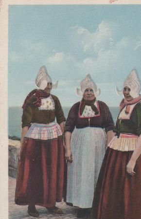 Niederlande - Voldendam - Vrouwen - ca. 1935 Niederlande - Voldendam - Vrouwen - ca. 1935