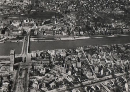 Frankfurt Main - Friedensbrücke Frankfurt Main - Friedensbrücke