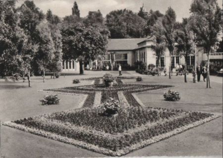 Bad Salzuflen - Blick auf die Wandelhalle - ca. 1960 Bad Salzuflen - Blick auf die Wandelhalle - ca. 1960