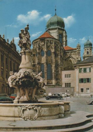 Passau - Residenzplatz mit altem Auto - ca. 1975 Passau - Residenzplatz mit altem Auto - ca. 1975