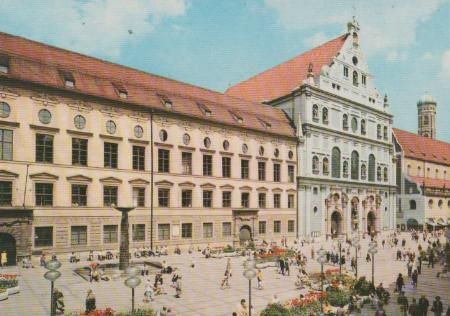 München - Fußgängerzone und Frauentürme - ca. 1975 München - Fußgängerzone und Frauentürme - ca. 1975