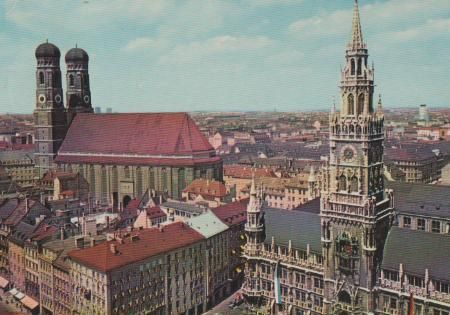 München - Die Frauenkirche und das Rathaus - 1963 München - Die Frauenkirche und das Rathaus - 1963