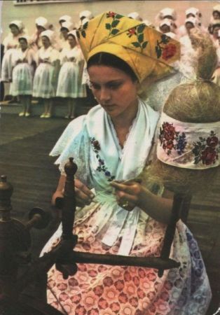 Heinersbrück - Niedersorbische festtracht - 1982 Heinersbrück - Niedersorbische festtracht - 1982