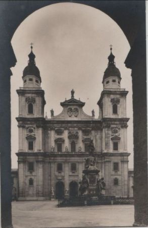Österreich - Salzburg - Dom mit Mariensäule - 1929 Österreich - Salzburg - Dom mit Mariensäule - 1929