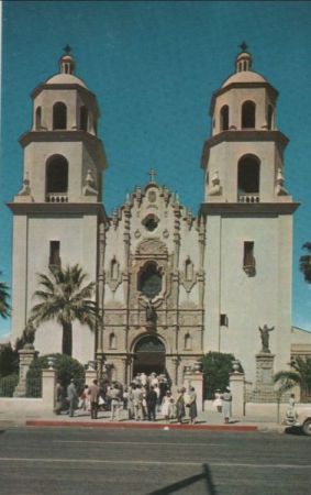 USA - Tucson - San Augustine Cathedral - ca. 1970 USA - Tucson - San Augustine Cathedral - ca. 1970