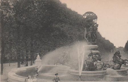 Frankreich - Paris - La Fontaine de Carpeaux - ca. 1925 Frankreich - Paris - La Fontaine de Carpeaux - ca. 1925