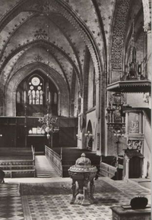Güstrow - Dom, Inneres nach Westen - 1978 Güstrow - Dom, Inneres nach Westen - 1978