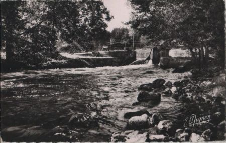 Frankreich - Coulanges-sur-Yonne - Le Perthuis - 1954 Frankreich - Coulanges-sur-Yonne - Le Perthuis - 1954