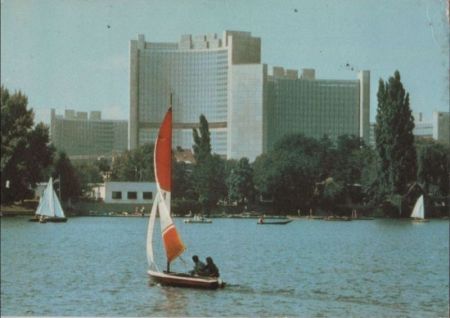 Österreich - Wien - Internationales Zentrum - 1984 Österreich - Wien - Internationales Zentrum - 1984