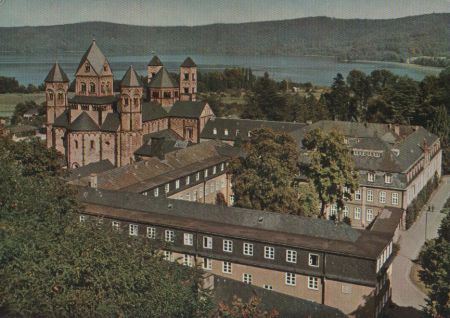 Maria Laach (OT von Glees) - Blick von Südwest - ca. 1980 Maria Laach (OT von Glees) - Blick von Südwest - ca. 1980