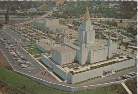 USA - Oakland - Temple and Interstate Center - 1972 USA - Oakland - Temple and Interstate Center - 1972