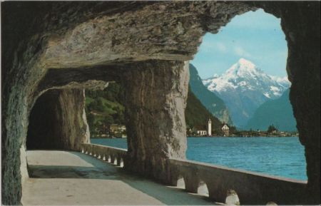 Axenstraße - Schweiz - mit Bristenstpck Axenstraße - Schweiz - mit Bristenstpck