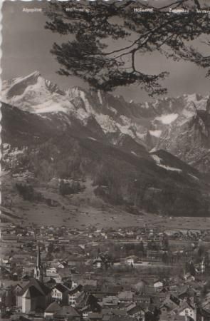 Garmisch-Partenkirchen gegen Zugspitze - ca. 1955 Garmisch-Partenkirchen gegen Zugspitze - ca. 1955