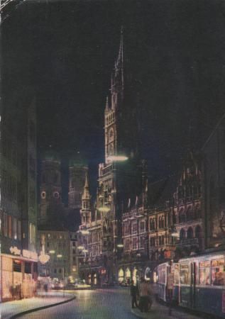 München - Marienplatz am Abend - 1970 München - Marienplatz am Abend - 1970