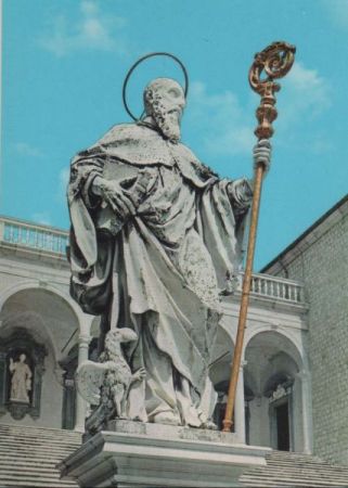 Cassino, Abtei Montecassino - Italien - Statue Benediktus Cassino, Abtei Montecassino - Italien - Statue Benediktus