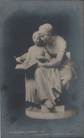 Skulptur von Delaplanche - ca. 1935 Skulptur von Delaplanche - ca. 1935