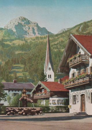 Bayrischzell - Rathaus mit Dorfbrunnen - 1982 Bayrischzell - Rathaus mit Dorfbrunnen - 1982