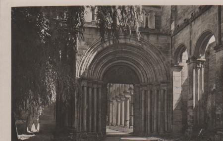 Bad Blankenburg - Paulinzella - Klosterruine - Portal m. Becken - ca. 1955 Bad Blankenburg - Paulinzella - Klosterruine - Portal m. Becken - ca. 1955