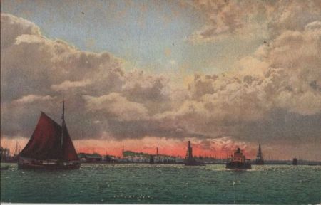 Segelboote unter Wolken Segelboote unter Wolken
