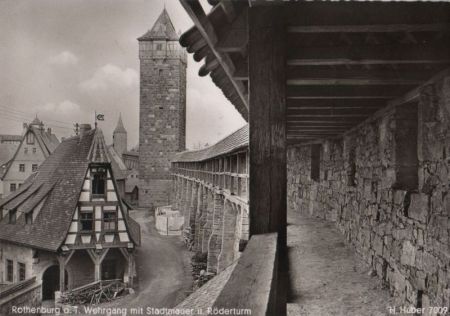Rothenburg - Wehrgang mit Stadtmauer - ca. 1955 Rothenburg - Wehrgang mit Stadtmauer - ca. 1955