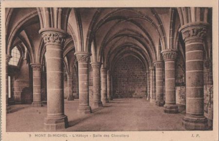 Mont Saint-Michel - Frankreich - Abbaye, Salle des Chevaliers Mont Saint-Michel - Frankreich - Abbaye, Salle des Chevaliers