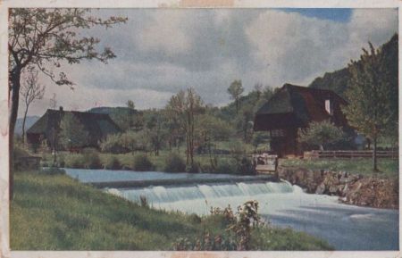 Größere Häuser am Wasserfall Größere Häuser am Wasserfall