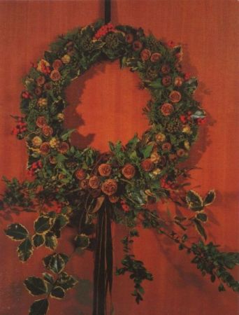 Türkranz mit Ilex-Bux Arrangement Türkranz mit Ilex-Bux Arrangement