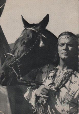 Pierre Brice mit Pferd Pierre Brice mit Pferd