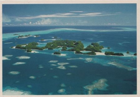 Inseln im blauen Meer Inseln im blauen Meer